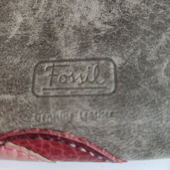 FOSSIL Genuine Leather Women's Wallet w/ Ladybug Design - Picture 8 of 9